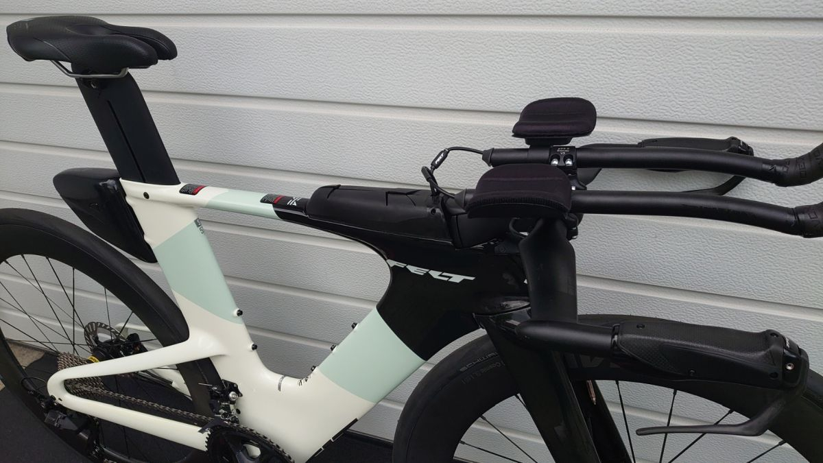 Felt IAx Advanced Disc Komplettrad